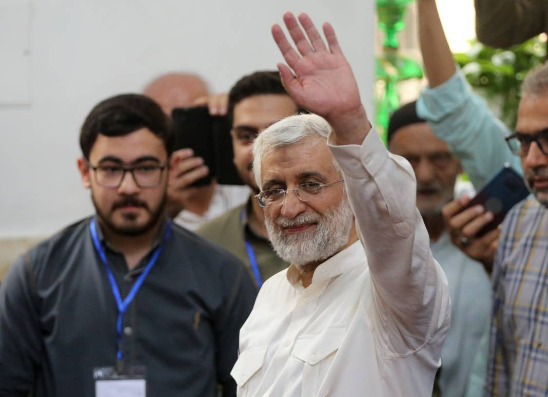 İran sandık başında! Reisi'nin halefi kim olacak? - Resim: 19